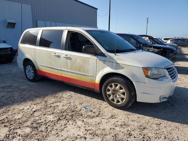 2009 Chrysler Town & Country LX