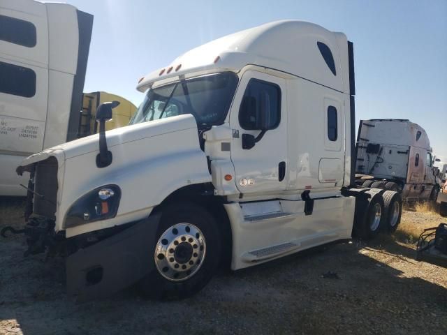 2019 Freightliner Cascadia 125