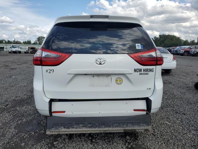 2020 Toyota Sienna LE