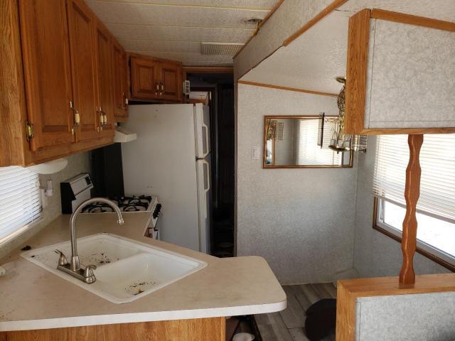 1998 Breckenridge Trailer