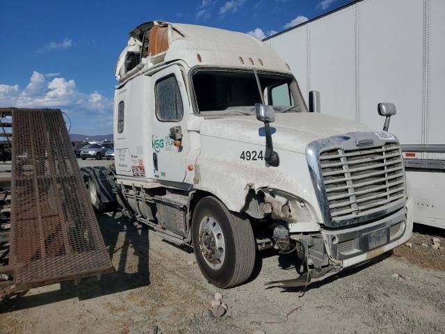 2018 Freightliner Cascadia 125