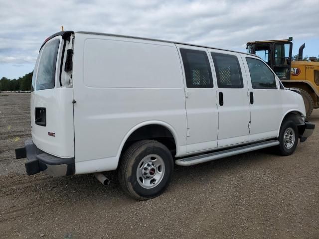 2022 GMC Savana G2500