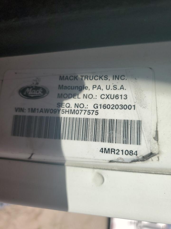 2017 Mack 600 CXU600