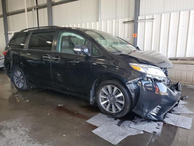 2019 Toyota Sienna XLE