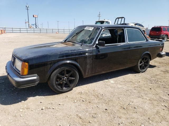 1975 Volvo 242