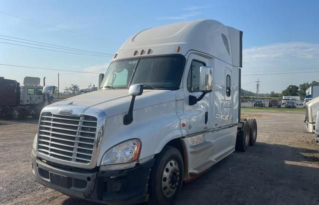 2016 Freightliner Cascadia 125