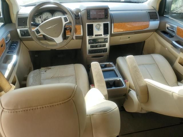 2009 Chrysler Town & Country Limited