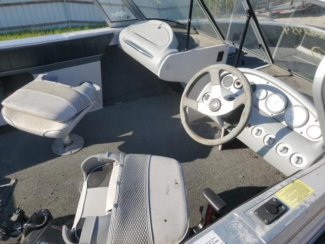 1995 Crestliner Boat