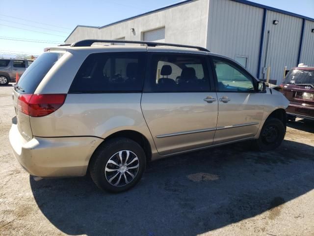 2005 Toyota Sienna CE