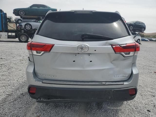 2019 Toyota Highlander SE