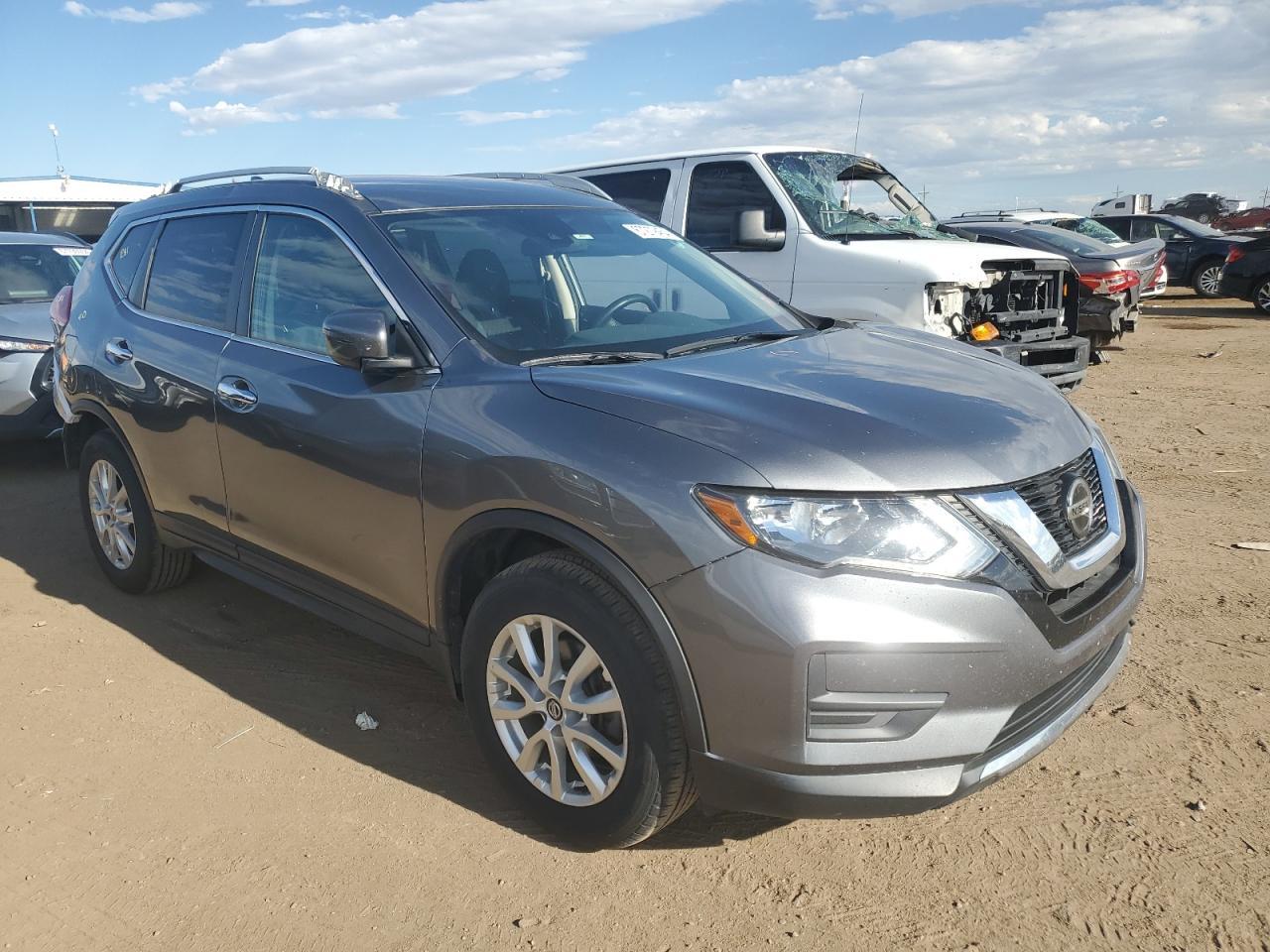 2020 Nissan Rogue s