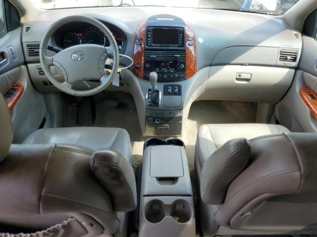 2006 Toyota Sienna XLE