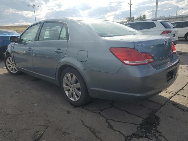 2005 Toyota Avalon XL