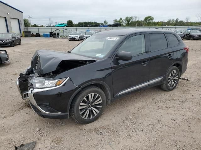 2019 Mitsubishi Outlander SE