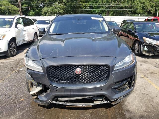 2018 Jaguar F-PACE R-Sport