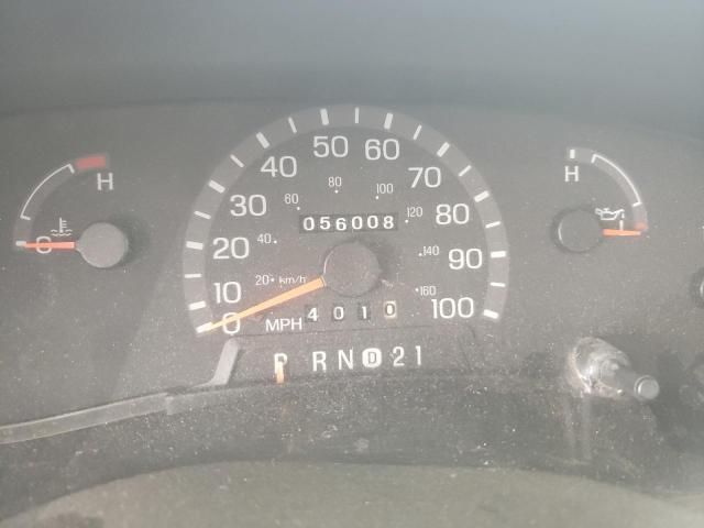 2001 Ford Econoline E450 Super Duty Cutaway Van