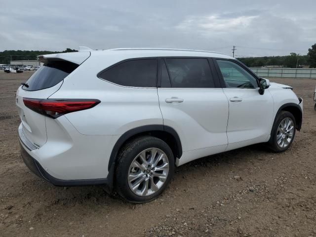 2022 Toyota Highlander Limited