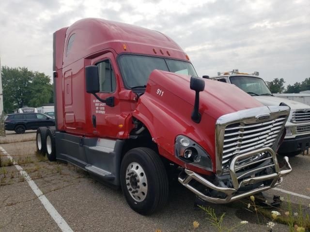 2015 Freightliner Cascadia 125