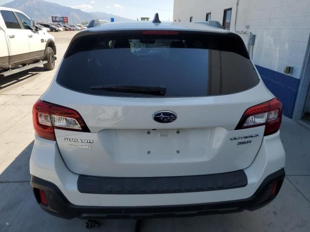 2018 Subaru Outback Touring