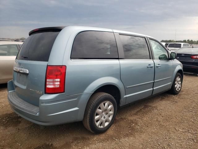 2009 Chrysler Town & Country LX