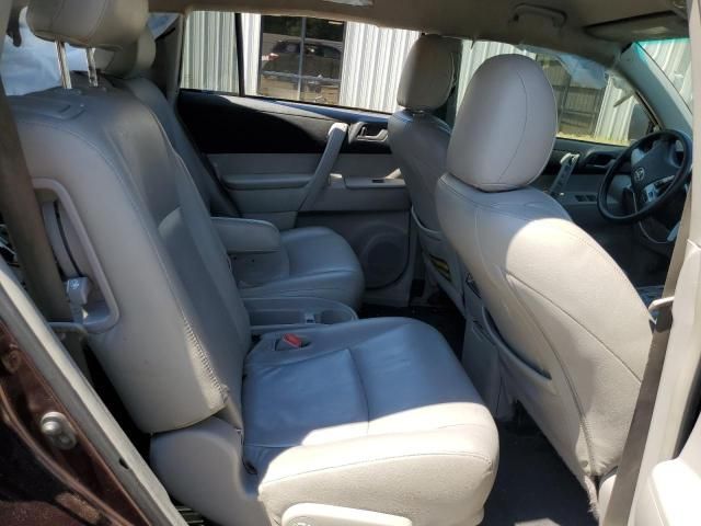 2013 Toyota Highlander Base