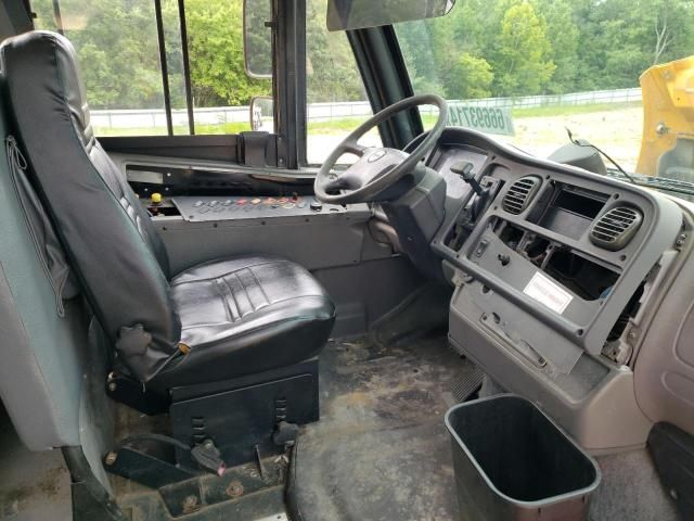 2009 Freightliner Chassis B2B