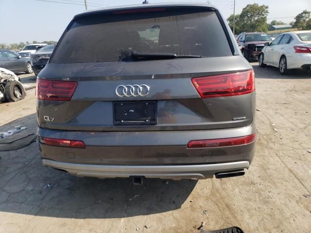 2019 Audi Q7 Premium Plus