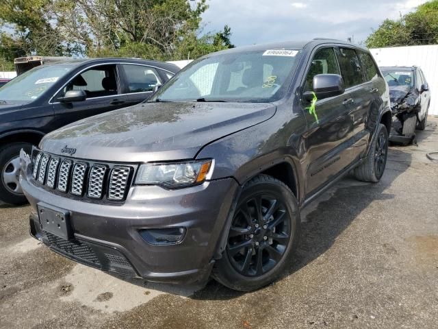 2020 Jeep Grand Cherokee Laredo