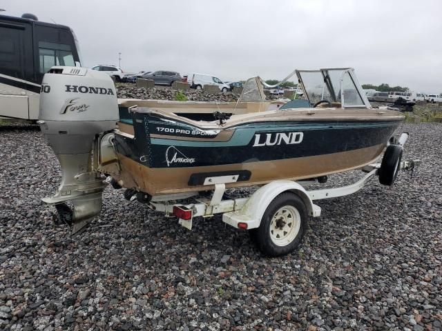 1997 Lund Boat