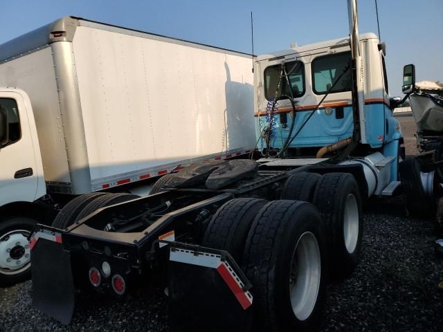 2014 Freightliner Cascadia 113