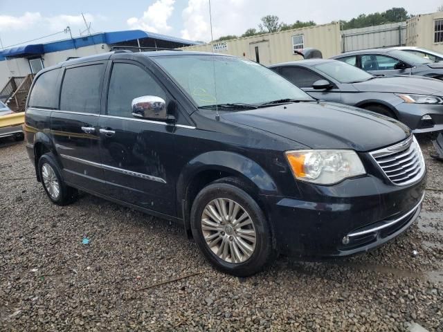 2012 Chrysler Town & Country Limited