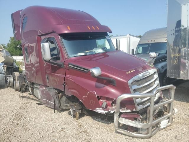 2019 Freightliner Cascadia 126