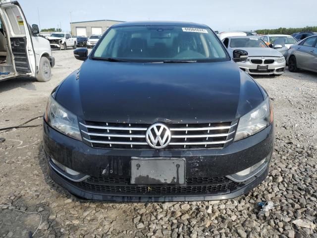 2014 Volkswagen Passat SEL