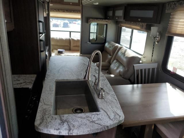2018 Keystone 2018 Dutchman Hideout