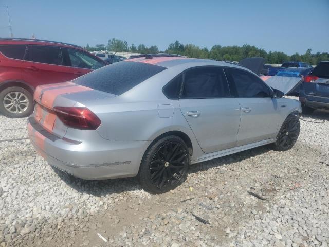 2018 Volkswagen Passat S