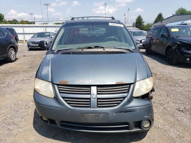 2005 Dodge Grand Caravan SXT