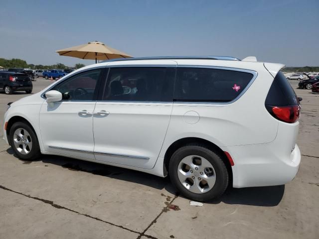 2017 Chrysler Pacifica Touring L Plus