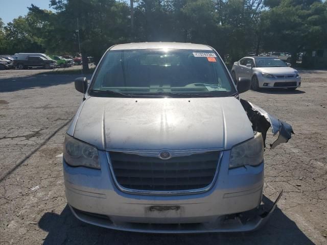 2008 Chrysler Town & Country LX