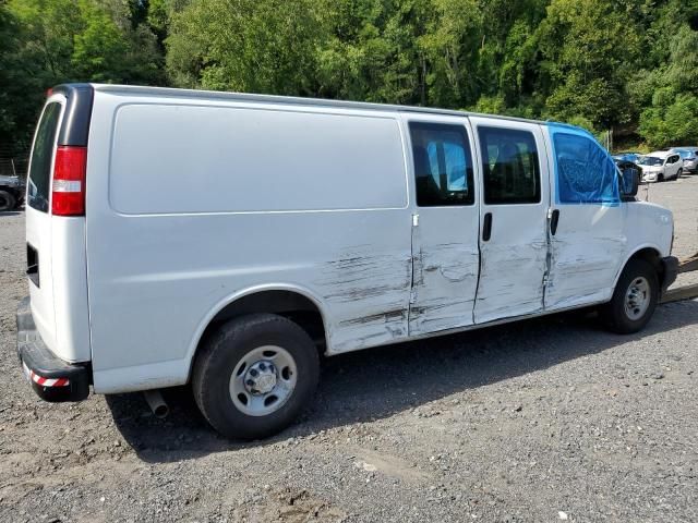 2020 Chevrolet Express G2500