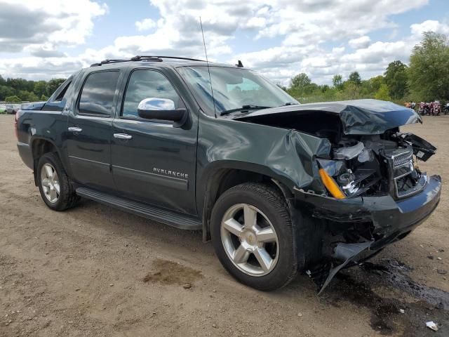 2013 Chevrolet Avalanche LT