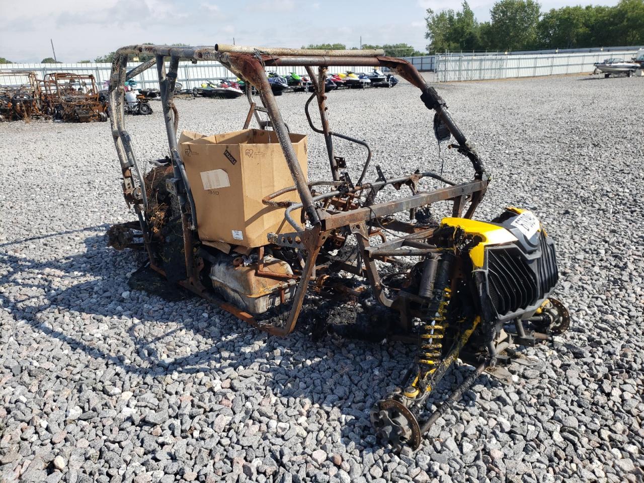 2014 Can-Am Maverick Max 1000R X RS DPS