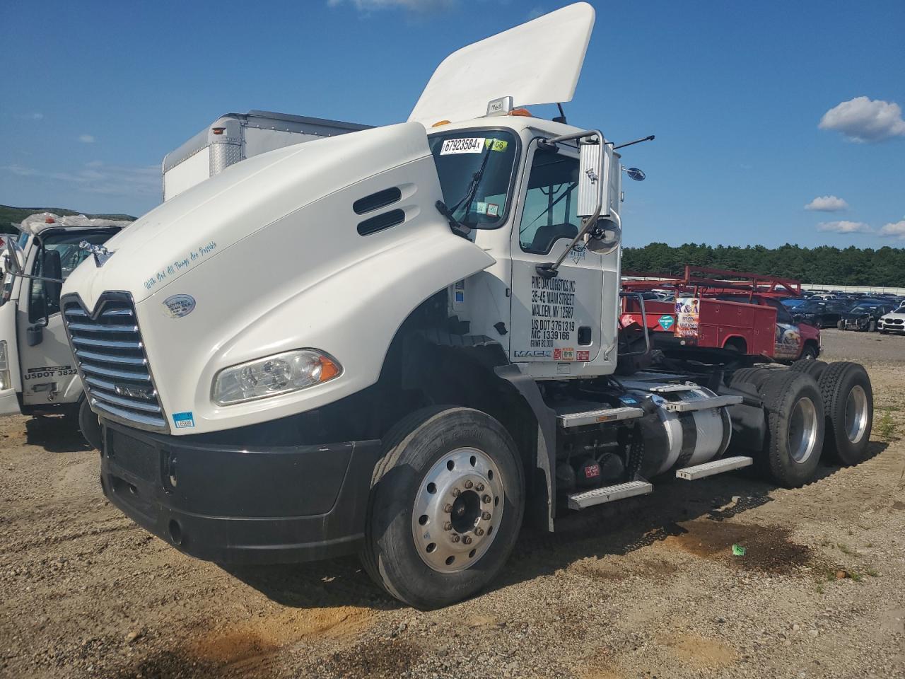 2017 Mack 600 CXU600