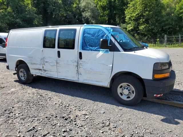 2020 Chevrolet Express G2500