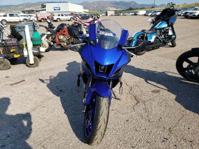 2024 Yamaha YZFR7