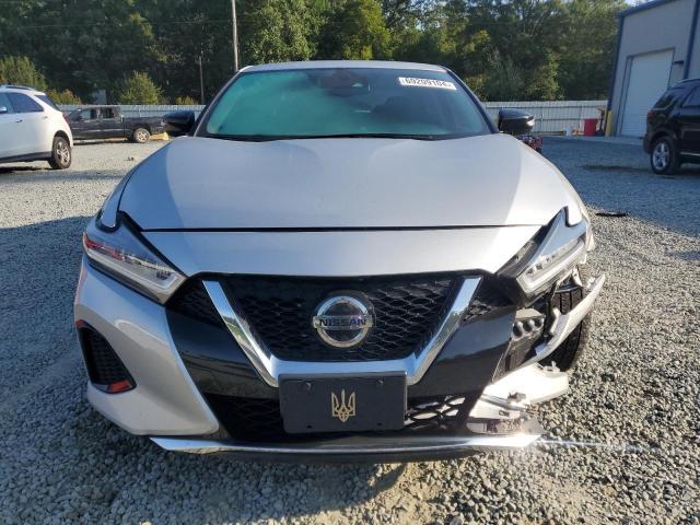 2021 Nissan Maxima SV
