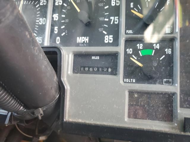 1991 International 3000 3700