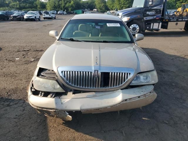 2007 Lincoln Town Car Signature