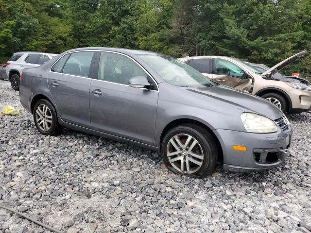 2005 Volkswagen New Jetta 2.5L Option Package 1