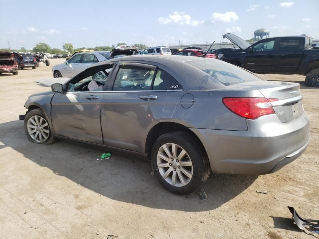 2013 Chrysler 200 Touring