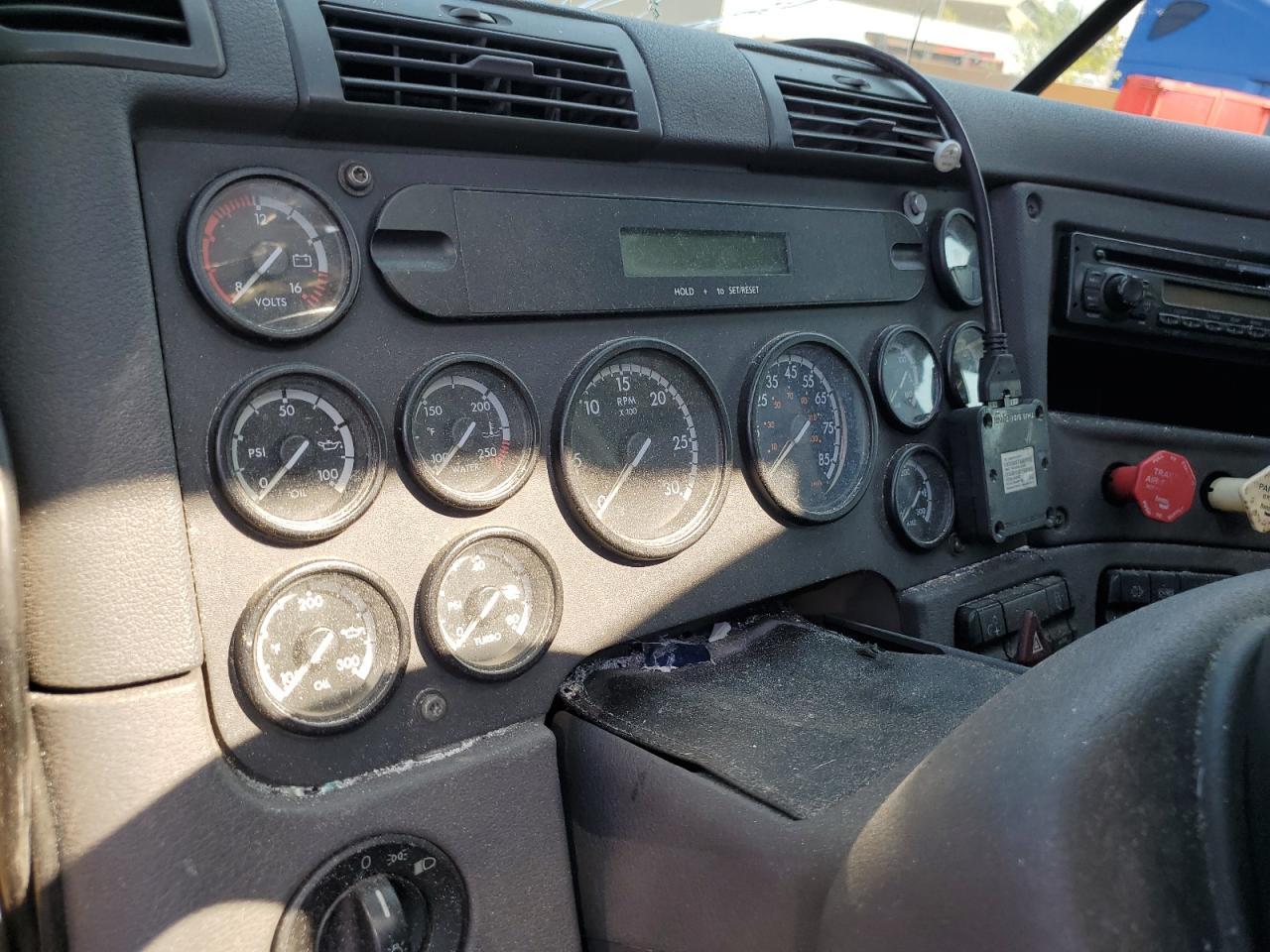 2014 Freigliner Cascadia 125